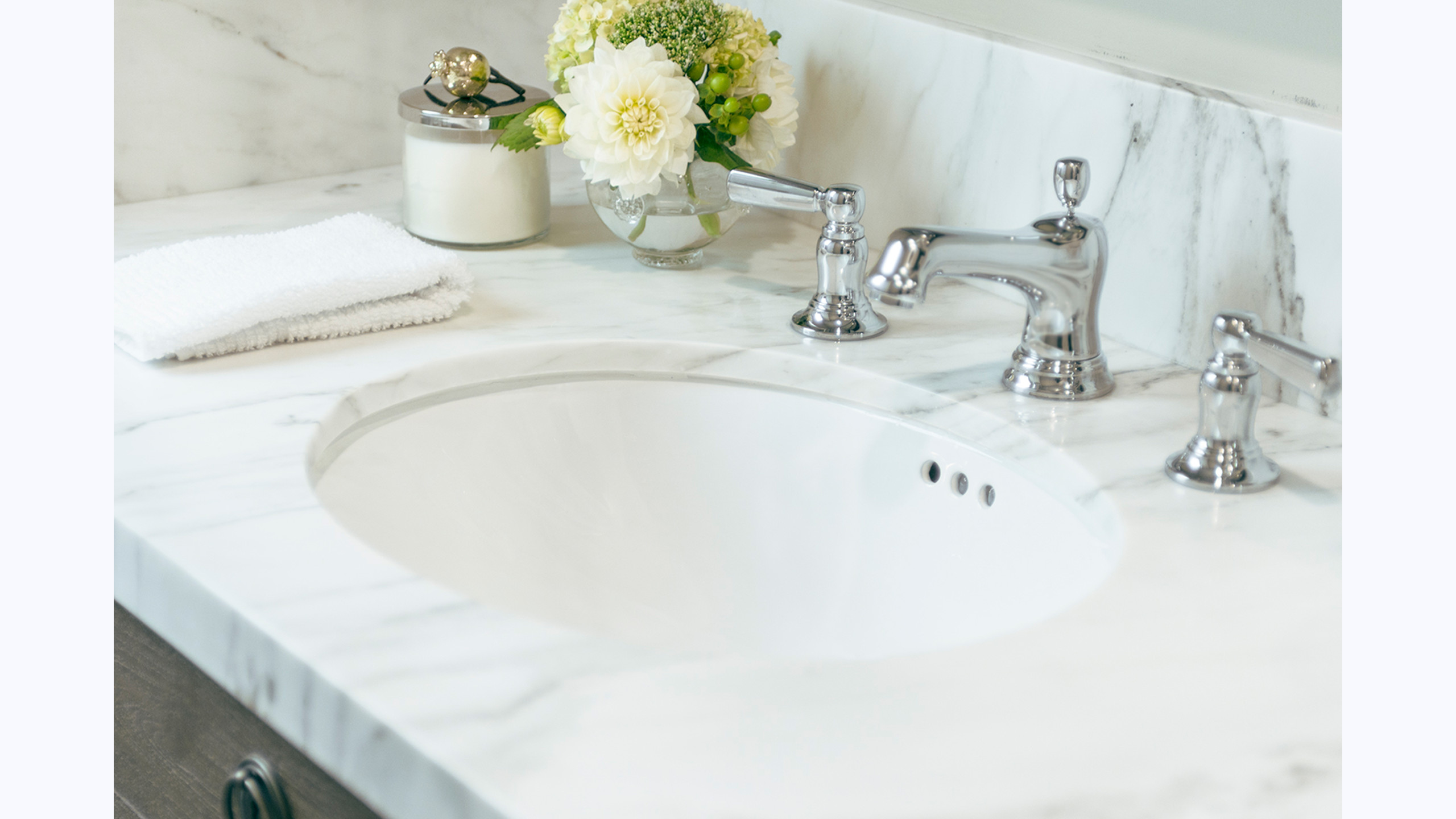 Calacatta Marble in 2cm alt image